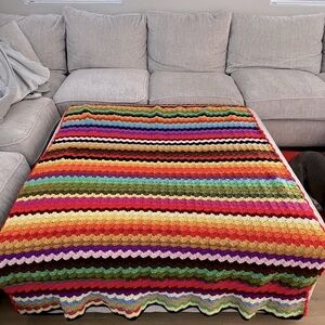 Handmade Crochet Afghan Blanket Multicolor Shell Stitch rainbow